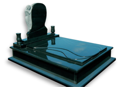 Csepp fedlapos síremlék Máriás fejkő 2