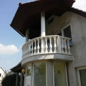 10.-Íves-erkély-Korlát-400x284