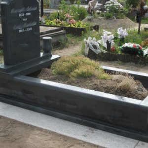 120x220-cm-Impala-gránit-síremlék_retus