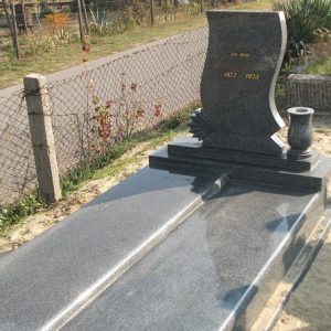 120x220-cm-Padang-Dark-gránit-síremlék-2_retus