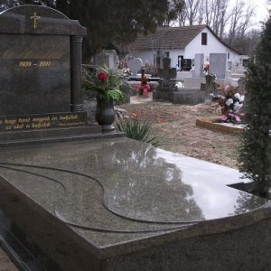 120x220-cm-Tropical-Green-gránit-síremlék_retus