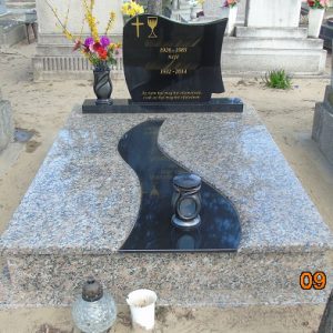 170x220-cm-Mapple-Red-Indiai-fekete-gránit-síremlék_retus