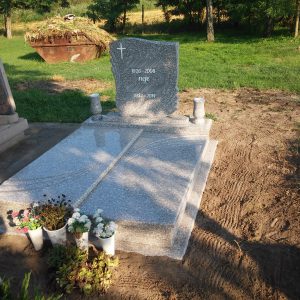 170x220-cm-Mountain-Brown-gránit-síremlék-4_retus