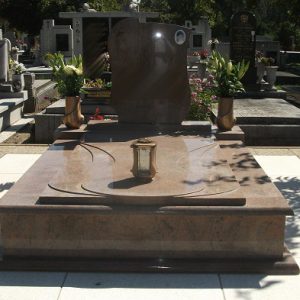 170x220-cm-Multicolor-Red-gránit-síremlék_retus