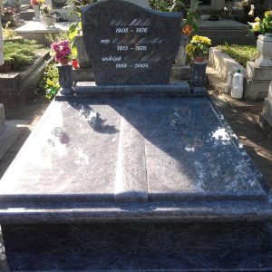 170x220-cm-Orion-gránit-síremlék-1_retus