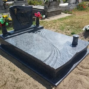 170x220-cm-Orion-gránit-síremlék-2_retus