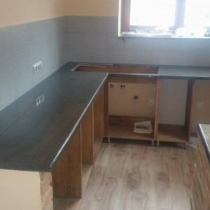 3.-Crystal-Grey-Gránit-konyhapult-400x284