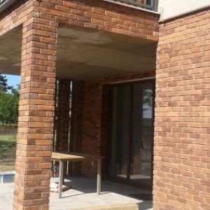 5.-Dockland-tégla-burkolat-400x284