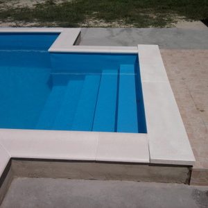 Fehér műkő medenceszegény