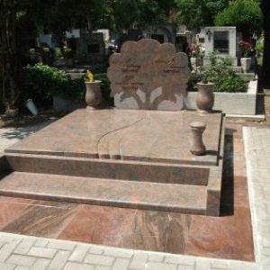 Multicolor Red gránit kripta családi sírbolt