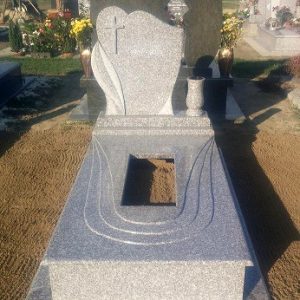 edited_120x220-cm-Mountain-Brown-gránit-síremlék-3