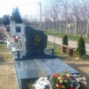 edited_170x220-cm-Impala-gránit-síremlék