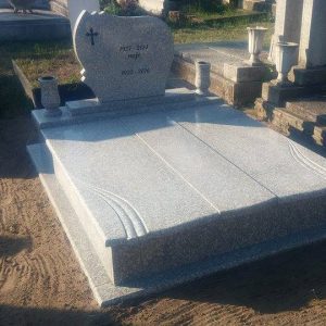 edited_170x220-cm-Mountain-Brown-gránit-síremlék